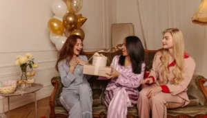 kado ulangtahun untuk wanita atau perempuan