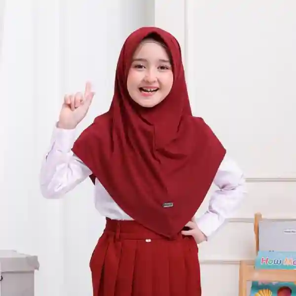 Hijab Sekolah Premium Nyaman & Rapi – Bahan Adem, Seragam Putih/Pramuka - Image 4