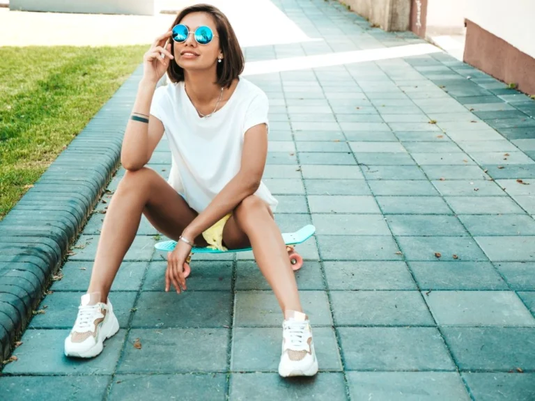 Sepatu Skechers Wanita